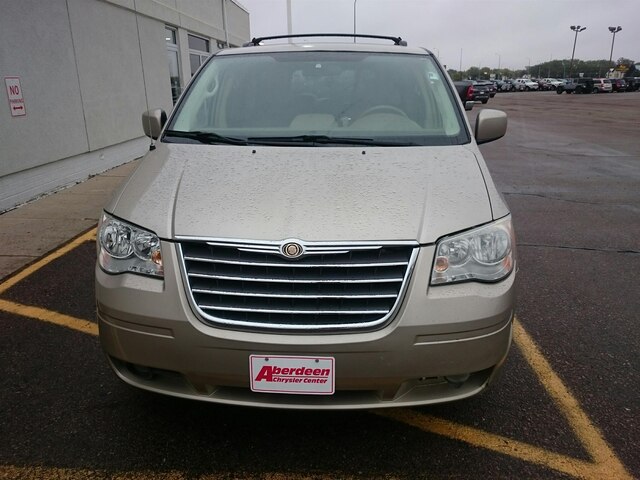 Pre Owned 2008 Chrysler Town Country Touring Fwd Minivan